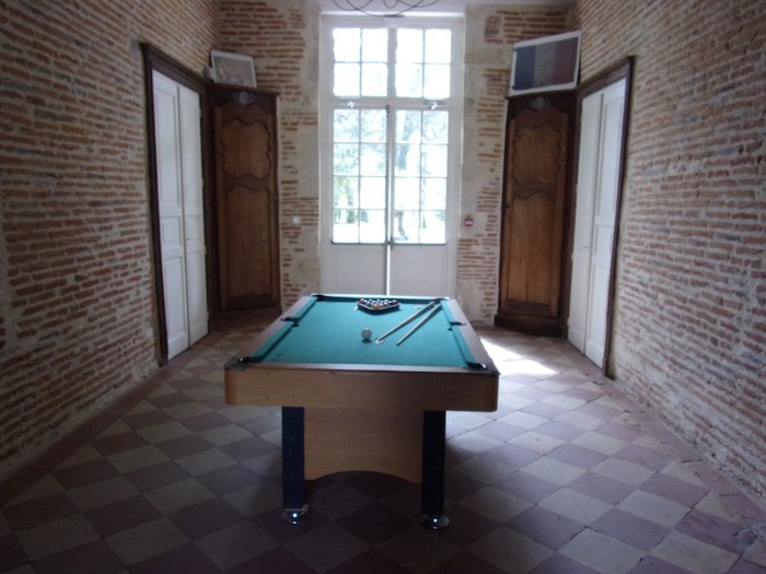Salle de billard de la colonie de vacances haute garonne en occitanie