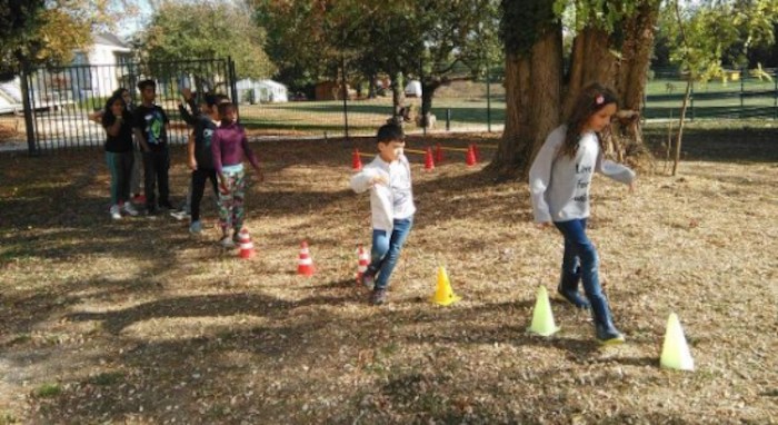 Parcours d'équilibre en colo