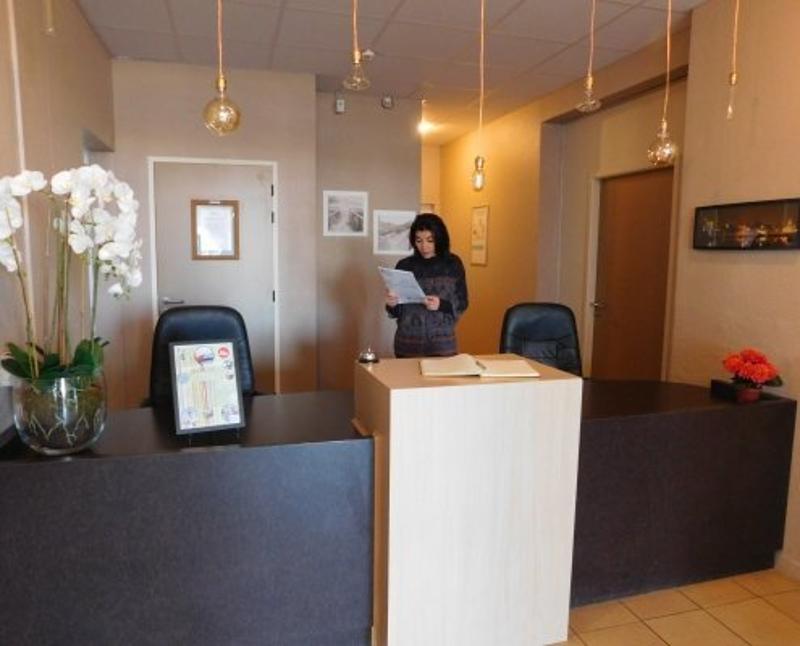 L'accueil d'un hébergement lors d'une colonie de vacances voile