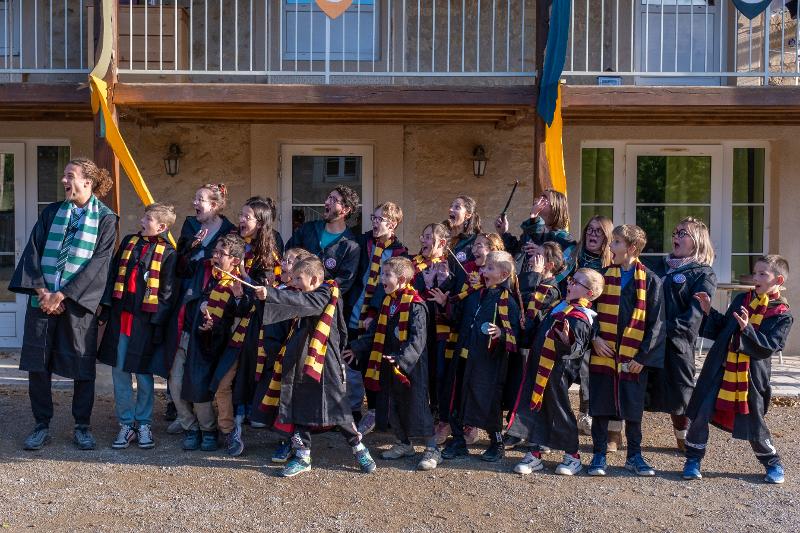 Groupe de sorcier du voyage linguistique Harry Potter