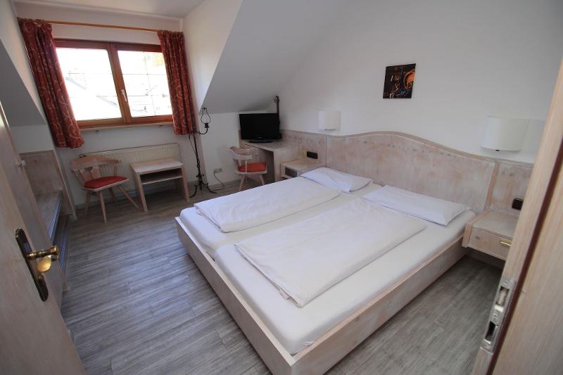 chambre avec lit double lors d'un séjour linguistique