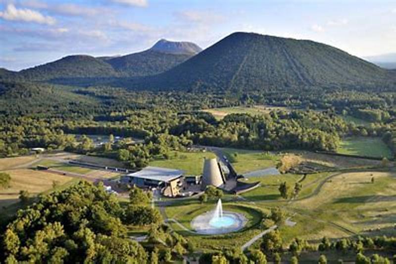 photo vue du ciel de Vulcania lors d'une colo