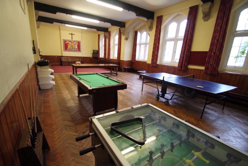 salle de jeux avec table de ping-pong d'un séjour linguistique anglais