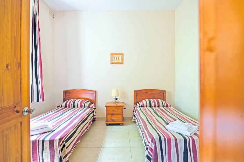 Une chambre double d'une Colo Malte été