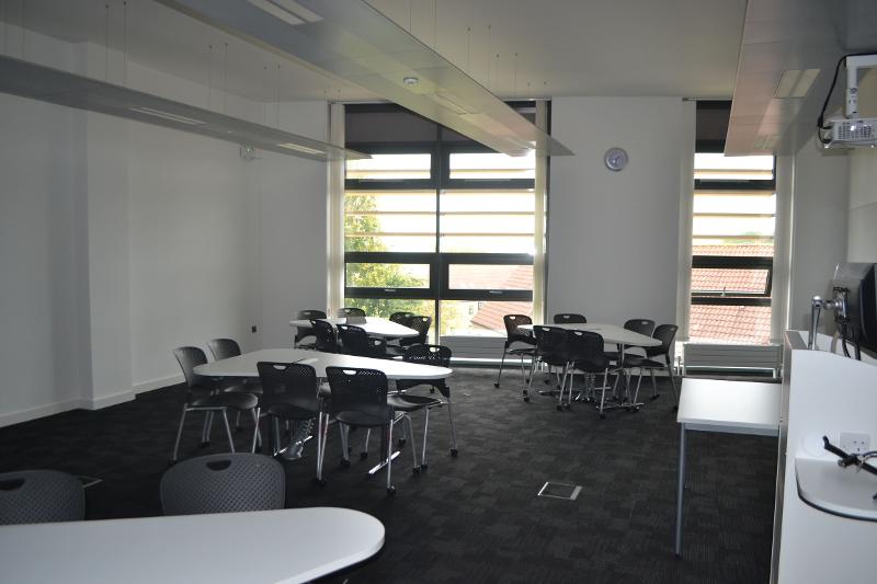 salle de classe de l'école d'un séjour linguistique angleterre ado