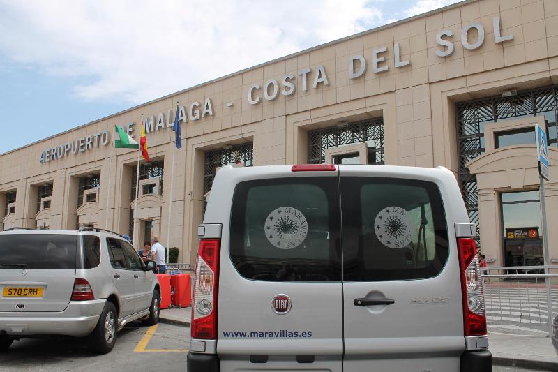 L'aéroport de malaga vue de dehors pendant un séjour linguistique espagne