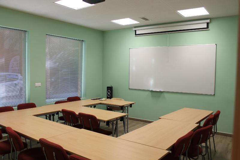 une salle de classe attendant les élèves d'un stage linguistique espagne