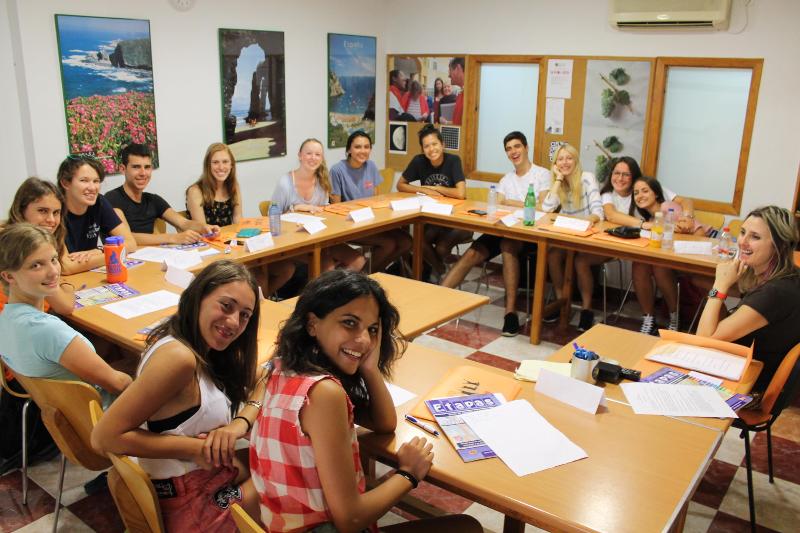 Une classe de niveau en espagnol lors d'un voyage linguistique espagne