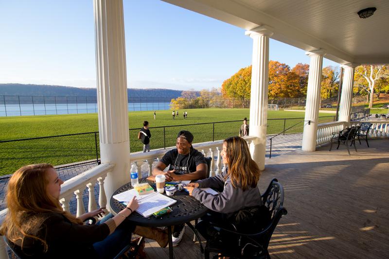 un campus d’un séjour linguistique new york pas cher 