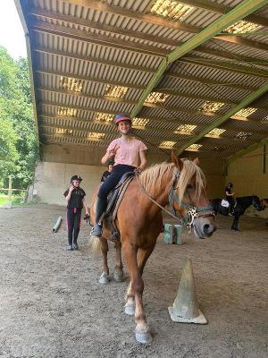 Colo équitation à Plélauff 7-11 ans Printemps - Côtes-d'Armor