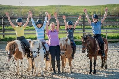 Camps de vacances équitation 2025