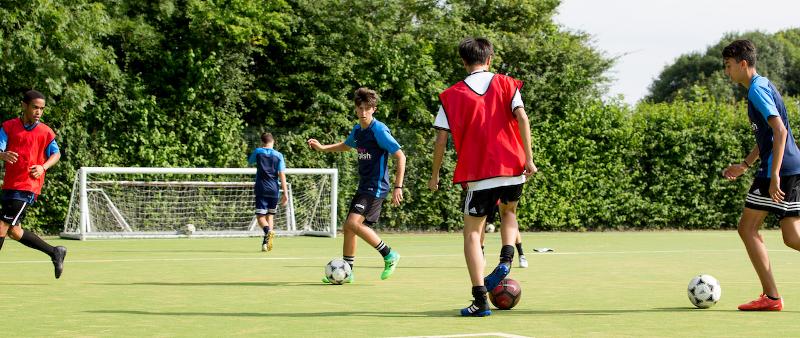 Séjours linguistiques sportifs ados